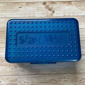 Spacemaker retro pencil box